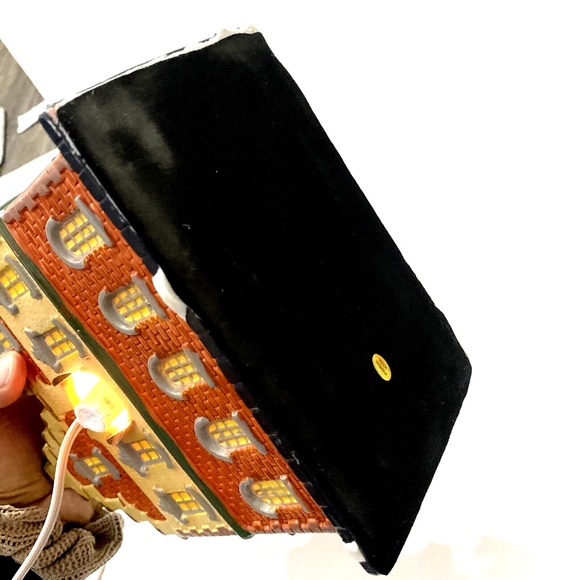 Light Up Christmas Streets Hotel Village House Holiday Porcelain Hand Painted - Picture 5 of 11